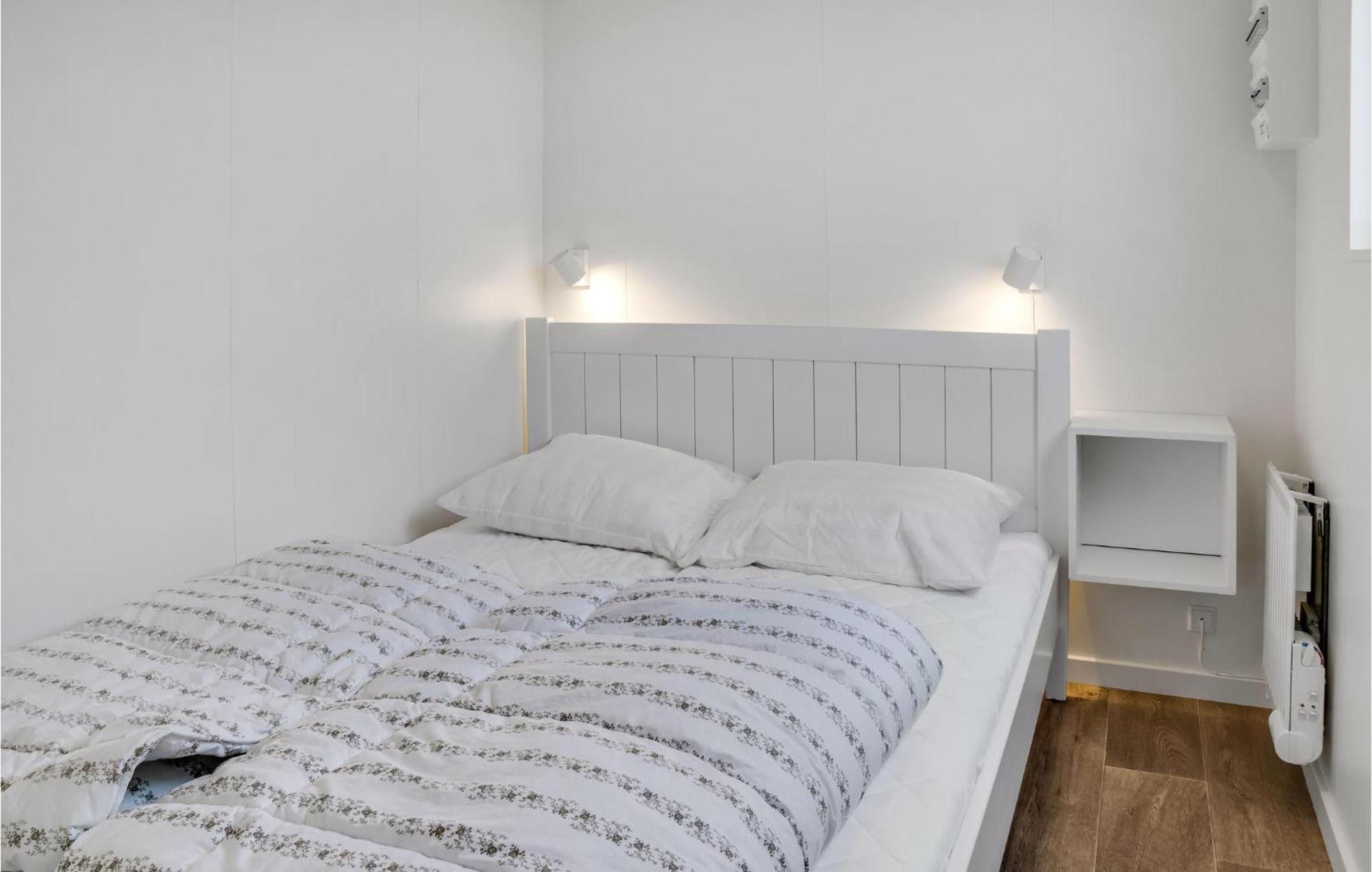 Amazing Apartment In Vaeggerlose With Kitchenette Bøtø By Bagian luar foto